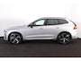 Volvo XC60 T6 Recharge AWD Plus Dark - Panorama/schuifdak - Luchtvering - IntelliSafe Assist & Surround - 360º Camera - Harman Kardon audio - Adaptieve LED koplampen - Verwarmde voorstoelen, stuur & achterbank - Parkeersensoren voor & achter - Elektr. bedienb. voorstoelen met geheugen - Draadloze tel. lader - Extra getint glas - 21' LMV