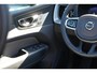 Volvo XC60 T6 Plug-in hybrid AWD Plus Dark Long Range | Trekhaak | Panoramisch schuif/kanteldak | 360 graden camera | Stoel en stuurwielverwarming | Parkeerverwarming | Adaptieve cruise control incl. BLIS |