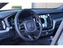 Volvo XC60 T6 Plug-in hybrid AWD Plus Dark Long Range | Trekhaak | Panoramisch schuif/kanteldak | 360 graden camera | Stoel en stuurwielverwarming | Parkeerverwarming | Adaptieve cruise control incl. BLIS |