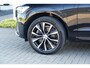 Volvo XC60 T6 Plug-in hybrid AWD Plus Dark Long Range | Trekhaak | Panoramisch schuif/kanteldak | 360 graden camera | Stoel en stuurwielverwarming | Parkeerverwarming | Adaptieve cruise control incl. BLIS |