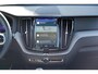 Volvo XC60 T6 Plug-in hybrid AWD Plus Dark Long Range | Trekhaak | Panoramisch schuif/kanteldak | 360 graden camera | Stoel en stuurwielverwarming | Parkeerverwarming | Adaptieve cruise control incl. BLIS |