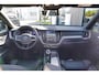 Volvo XC60 T6 Plug-in hybrid AWD Plus Dark Long Range | Trekhaak | Panoramisch schuif/kanteldak | 360 graden camera | Stoel en stuurwielverwarming | Parkeerverwarming | Adaptieve cruise control incl. BLIS |