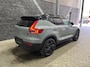Volvo XC40 B4 Ultra Black Edition | Panoramadak | Trekhaak | 360° Camera | ACC | Stoel+Stuurverwarming