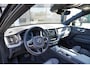 Volvo XC60 T6 Plug-in hybrid AWD Ultra Black Edition Long Range | Luchtvering | Trekhaak | HUD | Panoramisch schuif/kanteldak | Stoel en stuurwielverwarming | 21 inch | Harman Kardon | Adaptieve cruise control |