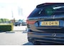 Volvo XC60 T6 Plug-in hybrid AWD Ultra Black Edition Long Range | Luchtvering | Trekhaak | HUD | Panoramisch schuif/kanteldak | Stoel en stuurwielverwarming | 21 inch | Harman Kardon | Adaptieve cruise control |