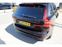 Volvo XC60 T6 Plug-in hybrid AWD Ultra Black Edition Long Range | Luchtvering | Trekhaak | HUD | Panoramisch schuif/kanteldak | Stoel en stuurwielverwarming | 21 inch | Harman Kardon | Adaptieve cruise control |