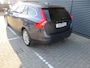 Volvo V60 1.6 D2 Momentum Automaat schuifdak recent nieuwe distributie scherpe export prijs lichte gebruik sporen