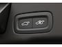 Volvo XC60 T6 Plug-in hybrid AWD Ultra Black Edition | Panoramadak met Schuif-/Kantelfunctie | Head-up display | Adaptive Cruise & Pilot Assist | 360-Camera | Harman Kardon Premium Audio | Draadloze Telefoonlader