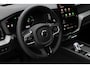 Volvo XC60 T6 Plug-in hybrid AWD Ultra Black Edition | Panoramadak met Schuif-/Kantelfunctie | Head-up display | Adaptive Cruise & Pilot Assist | 360-Camera | Harman Kardon Premium Audio | Draadloze Telefoonlader