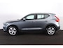 Volvo XC40 T4 190pk Momentum - Panorama/schuifdak - IntelliSafe Assist & Surround - 360º Camera - Adaptieve LED koplampen - Verwarmde voorstoelen - Parkeersensoren voor & achter - Elektr. bedienb. voorstoelen met geheugen links - 18' LMV