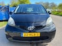 Toyota Aygo 1.0-12V + 5-Drs Airco Electric pakket Audio/CD EBD Colorpakket 2 x Airbag Dealeronderhoud Nieuwe Apk!