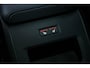 Volvo XC60 2.0 T6 Plug-in hybrid AWD Essential Edition Bright | PHEV | Trekhaak | Panoramadak | Achteruitrijcamera | Parkeersensoren | BLIS | Cruise Control Adaptief | Stoelverwarming | Navigatie | Heico Sierstukken |