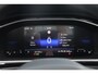 Volkswagen T-Roc Cabrio 1.5 TSI R-Line 150PK / 110kW DSG, Afneembare trekhaak, navigatie, dodehoekdetectie (side assist), R-Line in- en exterieur, verwarmbare voorstoelen, verwarmbaar multifunctioneel lederen stuurwiel, 4 seizoenen banden, 2-zone climatronic, draadloos Apple Carplay & Android Auto, DAB+, parkeersensoren voor en achter (pdc), parkeerassistent (park assist), LED plus koplampen, elektrisch verstel-, verwarm- en inklapbare buitenspiegels (spiegelpakket) etc.