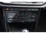Volkswagen T-Roc Cabrio 1.5 TSI R-Line 150PK / 110kW DSG, Afneembare trekhaak, navigatie, dodehoekdetectie (side assist), R-Line in- en exterieur, verwarmbare voorstoelen, verwarmbaar multifunctioneel lederen stuurwiel, 4 seizoenen banden, 2-zone climatronic, draadloos Apple Carplay & Android Auto, DAB+, parkeersensoren voor en achter (pdc), parkeerassistent (park assist), LED plus koplampen, elektrisch verstel-, verwarm- en inklapbare buitenspiegels (spiegelpakket) etc.