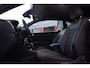 Volkswagen T-Roc Cabrio 1.5 TSI R-Line 150PK / 110kW DSG, Afneembare trekhaak, navigatie, dodehoekdetectie (side assist), R-Line in- en exterieur, verwarmbare voorstoelen, verwarmbaar multifunctioneel lederen stuurwiel, 4 seizoenen banden, 2-zone climatronic, draadloos Apple Carplay & Android Auto, DAB+, parkeersensoren voor en achter (pdc), parkeerassistent (park assist), LED plus koplampen, elektrisch verstel-, verwarm- en inklapbare buitenspiegels (spiegelpakket) etc.