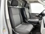 Volkswagen Transporter 2.0 TDI L1H1 Comfortline 150PK | Automaat | Radio | Airco | Parkeerhulp achter | Navigatie | Apple Carplay/Android Auto | Multifunctioneel stuurwiel | Cruise control |