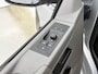 Volkswagen Transporter 2.0 TDI L2H1 Comfortline 110PK | Airco | Trekhaak | Radio | Bijrijdersbank | Parkeerhulp achter | Cruise control | Navigatie | Apple Carplay/Android Auto |