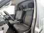 Volkswagen Transporter 2.0 TDI L2H1 Comfortline 110PK | Airco | Trekhaak | Radio | Bijrijdersbank | Parkeerhulp achter | Cruise control | Navigatie | Apple Carplay/Android Auto |