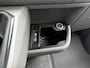 Volkswagen Transporter 2.0 TDI L2H1 Comfortline 110PK | Airco | Trekhaak | Radio | Bijrijdersbank | Parkeerhulp achter | Cruise control | Navigatie | Apple Carplay/Android Auto |
