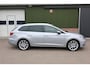 SEAT Leon ST 1.0 TSI, Automaat, Style Business Intense, 18 inch, Navi, Cruise, Trekhaak, Clima, Isofix, Volledig onderhouden, Prijs incl. apk, beurt 3 mnd garantie