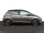Toyota Yaris 1.5 Hybrid Bi-Tone | Cruise control | Climate control | Parkeercamera |
