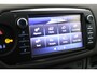 Toyota Yaris 1.5 Hybrid Bi-Tone | Cruise control | Climate control | Parkeercamera |