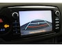 Toyota Yaris 1.5 Hybrid Bi-Tone | Cruise control | Climate control | Parkeercamera |