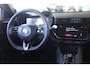 Alfa Romeo Junior 1.2 Turbo Hybrid Ibrida | Adaptieve cruise control | Full-LED | Parkeersensoren achter | Apple carplay |