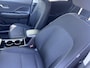 Hyundai Kona 1.6 GDI HEV Comfort Smart / Dealer onderhouden / NL auto / weinig km / 1.300 kg trekgewicht / Camera / Navi / Apple Carplay Android / Stuur- en stoelverwarming / 18"LM wielen /