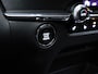 Mazda CX-30 2.0 e-SkyActiv-X M Hybrid Luxury Sport (SCHUIFDAK,APPLE CARPLAY,CAMERA,NAVI,STOEL/STUUR VERWARMING,GETINT,LEDER,LED)