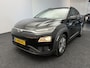 Hyundai Kona Electric EV Fashion 64 kWh 3- Fase SOH 95,3% | Warmtepomp | Camera | Navigatie | Head-Up Display
