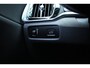 Volvo S60 2.0 T4 R-Design | NL-AUTO! | PANODAK | ELEKTR. STOEL INCL. MEMORY | ELEKTR. TREKHAAK | STOELVERWARMING | ADAPTIVE CRUISE | DODE HOEK | LANE ASSIST