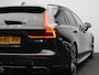 Volvo V60 T4 210PK R-Design / Parkeerverwarming / Trekhaak / Harman Kardon / Full Led / Exterior Stylingkit / Gelamineerd Glas / Keyless / 19"