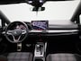 Volkswagen Golf 2.0 TSI GTI 265 PK | Facelift | Panoramadak | Head-Updisplay | Stoelverwarming |Verlicht Volkswagen-Logo Voor | Black Style | Achteruitrijcamera | LED Matrix