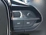 Peugeot 2008 1.2T 155pk GT Automaat | Climate control | Navigatie | Trekhaak (1200kg) | Stoelverwarming | Lm-velgen | Camera | Parkeersensoren v+a
