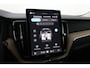 Volvo XC60 T8 Plug-in hybrid Ultra Dark | Trekhaak | Panoramadak | Head-Up | 360° Camera | ACC | 20 Inch
