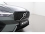 Volvo XC60 T8 Plug-in hybrid Ultra Dark | Trekhaak | Panoramadak | Head-Up | 360° Camera | ACC | 20 Inch