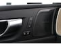 Volvo XC60 T8 Plug-in hybrid Ultra Dark | Trekhaak | Panoramadak | Head-Up | 360° Camera | ACC | 20 Inch