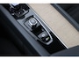 Volvo XC60 T8 Plug-in hybrid Ultra Dark | Trekhaak | Panoramadak | Head-Up | 360° Camera | ACC | 20 Inch