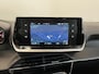 Peugeot 2008 1.2 130pk Automaat Active Pack Navigatie Cruise Control Climate Control Camera Parkeer sensoren Lichtmetalen velgen