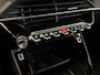 Peugeot 2008 1.2 130pk Automaat Active Pack Navigatie Cruise Control Climate Control Camera Parkeer sensoren Lichtmetalen velgen