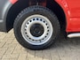 Volkswagen Transporter Kombi 2.0 TDI L2H1 150pk Btw en Bpm vrij!! Airco Cruise control Parkeersensoren voor + achter EURO 6 Trekhaak 2500kg Trekgewicht BTW en Bpm vrij ! Ideaal voor camperombouw! 9-persoons