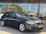 BMW 1-Serie 118i Corporate Lease Executive AUTOMAAT | NAVIGATIE | PARKEER SENSOREN | CRUISE CONTROL | LED | APPLE CARPLAY | AIRCO/ECC | VOLLEDIG DEALER ONDERHOUDEN