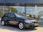 BMW 1-Serie 118i Corporate Lease Executive AUTOMAAT | NAVIGATIE | PARKEER SENSOREN | CRUISE CONTROL | LED | APPLE CARPLAY | AIRCO/ECC | VOLLEDIG DEALER ONDERHOUDEN