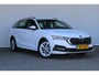Skoda Octavia Combi 1.4 TSI iV PHEV Business Edition | Stoelverwarming | LED-verlichting | Navigatiesysteem | Parkeersensoren voor en achter |