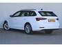 Skoda Octavia Combi 1.4 TSI iV PHEV Business Edition | Stoelverwarming | LED-verlichting | Navigatiesysteem | Parkeersensoren voor en achter |