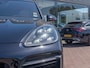 Porsche Cayenne 3.0 E-Hybrid | Hud | Matrix-LED | Dealer onderhouden | Apple CarPlay & Android Auto