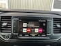 Opel Vivaro 2.0 CDTI L2H1 Dubbele schuifdeur Parkeerhulp voor en achter Achteruitrijcamera Airco Cruise control Kastinrichting Imperiaal Apple Carplay Bluetooth telefoon voorbereiding 3-Persoons Euro 6