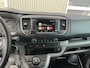 Opel Vivaro 2.0 CDTI L2H1 Dubbele schuifdeur Parkeerhulp voor en achter Achteruitrijcamera Airco Cruise control Kastinrichting Imperiaal Apple Carplay Bluetooth telefoon voorbereiding 3-Persoons Euro 6