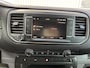 Opel Vivaro 2.0 CDTI L2H1 Dubbele schuifdeur Parkeerhulp voor en achter Achteruitrijcamera Airco Cruise control Kastinrichting Imperiaal Apple Carplay Bluetooth telefoon voorbereiding 3-Persoons Euro 6